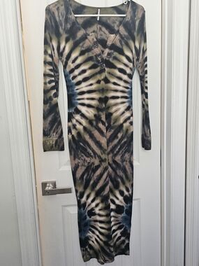 Tie-dye YFB (Young Fabulous & Broke) V-Neck Maxi Dress